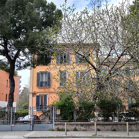 Apartament Tupertu Sant'Orsola - Centro Bolonia Zewnętrze zdjęcie
