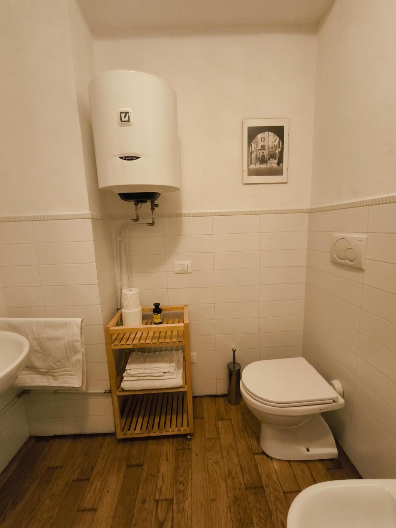 Apartament Tupertu Sant'Orsola - Centro Bolonia Zewnętrze zdjęcie