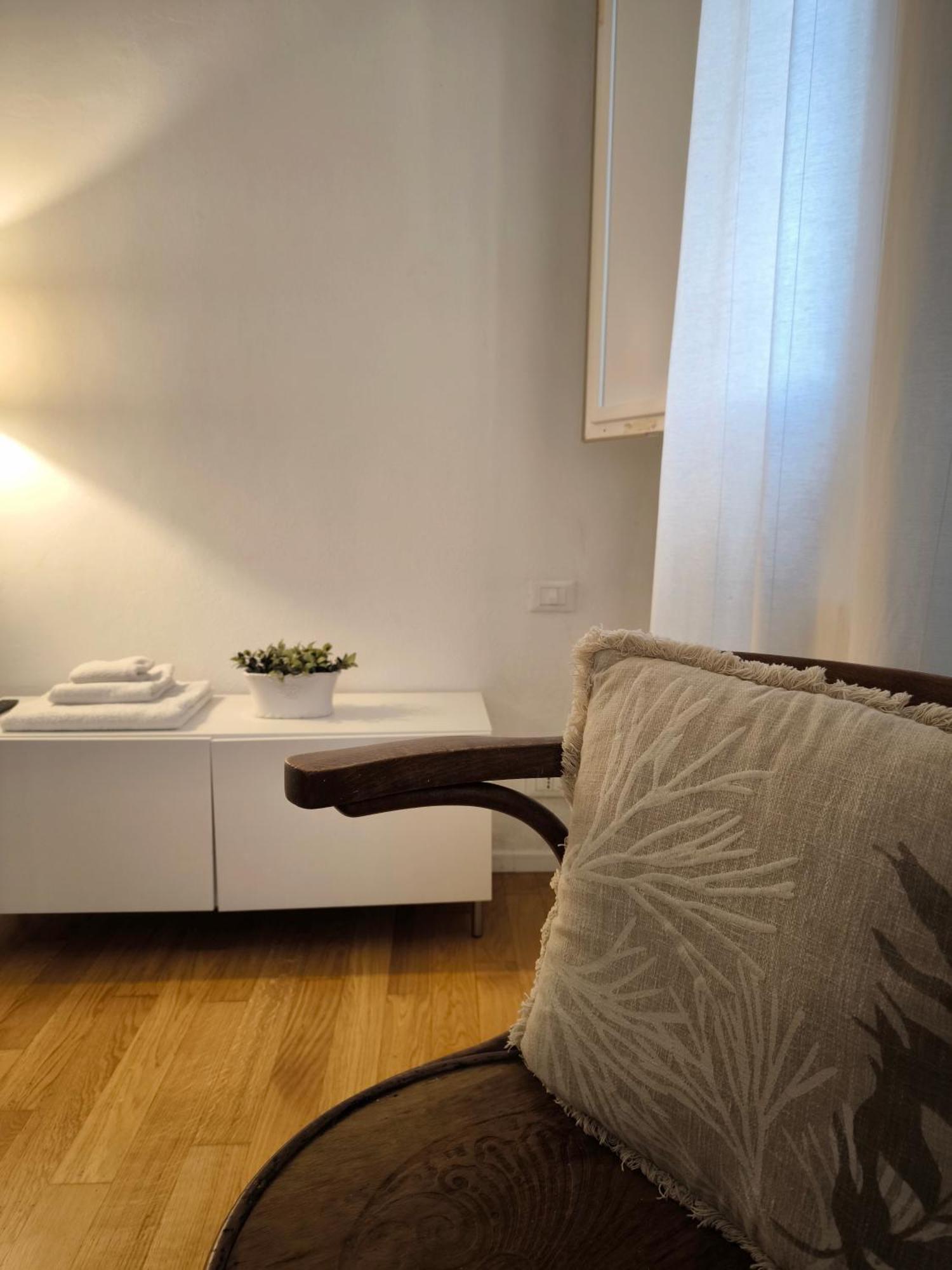 Apartament Tupertu Sant'Orsola - Centro Bolonia Zewnętrze zdjęcie